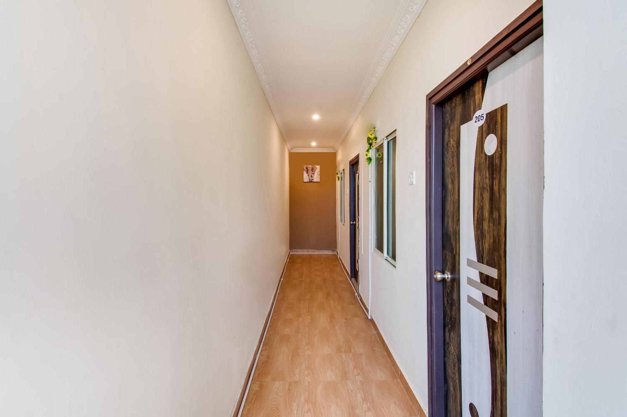מלון Vijayawāda Oyo Akshaya Nest מראה חיצוני תמונה